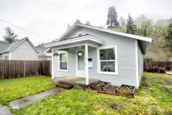 Perfect - affordable, central, move-in ready!