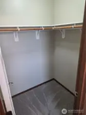 Walk-in Closet