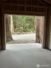 One car garage or shed