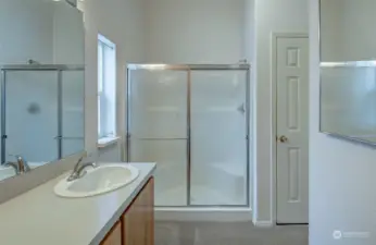 Walk-in primary shower for two!