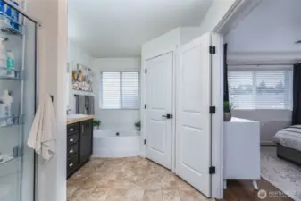 Primary bath