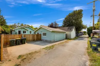 Hard to find off street parking and the 2 car garage