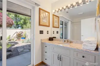 Full Primary ensuite with access to the courtyard patio