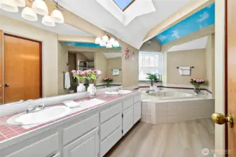 5 piece primary bathroom with large walk-in closet
