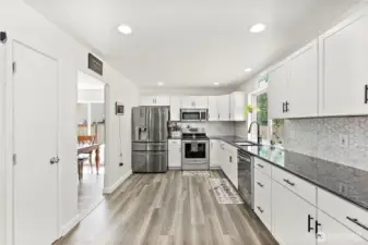 Plenty of counter space. Note the pantry!