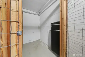 Large storage unit