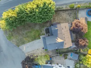 Birdseye view of property