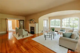 Home has over 3000sf of finished space so there is no skimping on the living space.