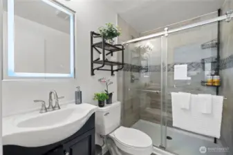 3/4 bath off primary