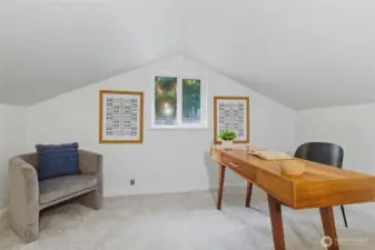 Loft for office, play or guest