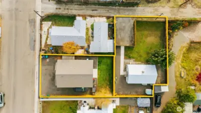 Yellow lines are meant to show an estimate of property lines. Buyer to verify to their satisfaction.