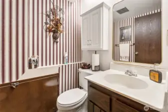 As dated as this may be, it's in really great shape and lovingly cared for.