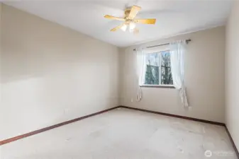 2nd bedroom