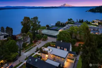 Situated on a coveted street in the heart of Washington Park, this ideal setting offers mesmerizing views from sunrise to sunset. The perfect backdrop for you and your guests to enjoy.