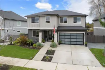 Located in the Desirable Sumner community on a peaceful Cul-de-sac. Upgraded front and back full vision aluminum glass doors with wifi battery back up opener.  Added garage storage racks in the ceiling for more storage.