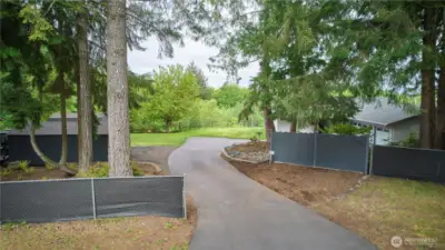 Longer private drive from quiet street
