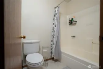 primary ensuite