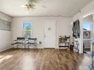 Front Room #3023