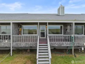 Ocean-Side Deck