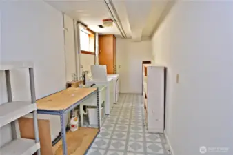 Lower Laundry Room