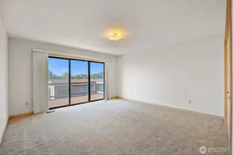 Bedroom 2- Main Floor