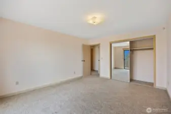Bedroom 3- Main Floor