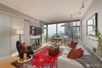 Enjoy your dinner at the dining table by the window and watch the city.