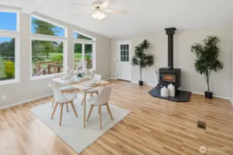 Lope wood stove, complete with seasoned oak firewood!