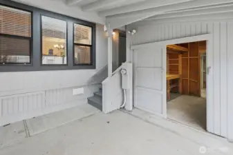 Incredible 3 Room Private Workshop