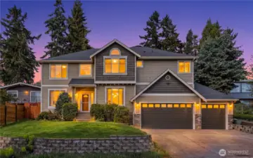 Welcome to this spacious, impeccably maintained move-in ready home in a highly convenient area of Tukwila