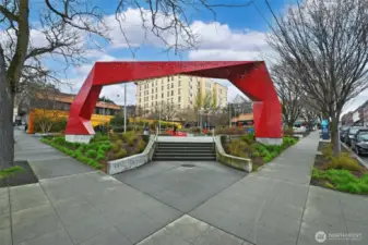 Close proximity to Hing Hay Park.