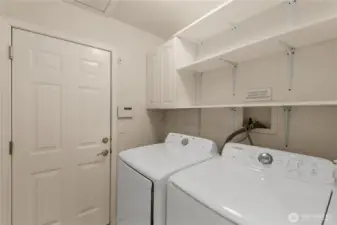 Utility Room with Washer/Dryer