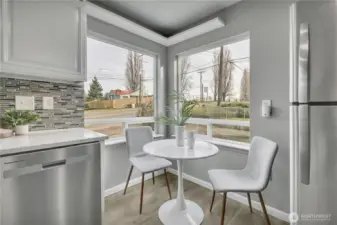 Sunny eating nook for morning breakfasts!