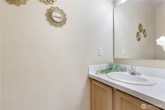 HALF BATH MAIN LEVEL