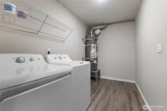 Utility Room, All Appliances Included!