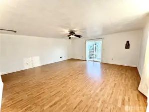 Bonus upstairs Room