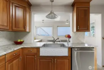 Farmhouse sink