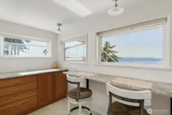 Dining nook