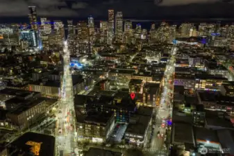 Easy access to Downtown Seattle