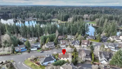 Ideally located near Lake Wilderness, just a short distance to the Cedar Park trail with excellent Tahoma schools