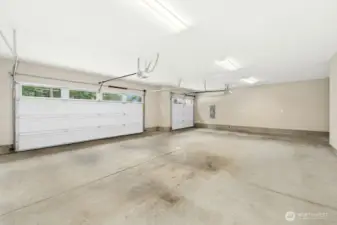 Spacious 3 car garage