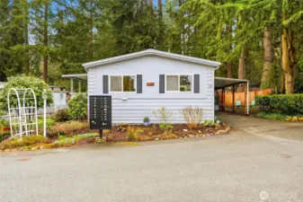 Charming curb appeal with space to enjoy