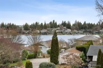 Beautiful lake views from living areas.