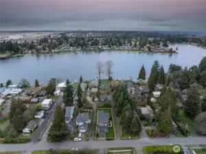 Aerial view showing the property’s proximity to the lake.