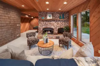 Just imagine gatherings here!