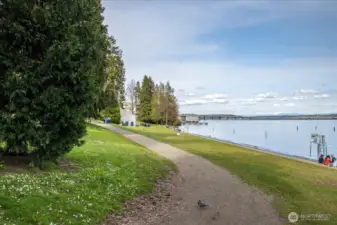 Just steps away from your new condo, Madison Beach Park is the perfect spot for picnics, walks and beach fun.