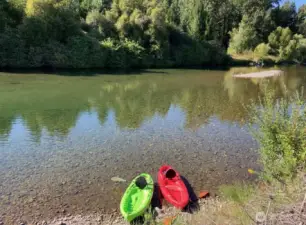 Acreage & Waterfront