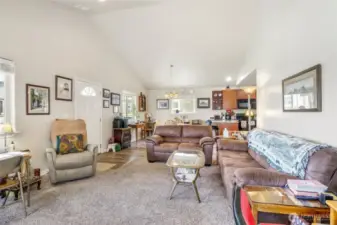 You'll just love this floor plan with the flow of traffic, the carpeted living room and open concept.