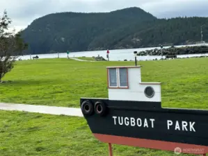Tugboat Park and beach