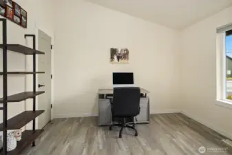 Main floor 4th bedroom or office